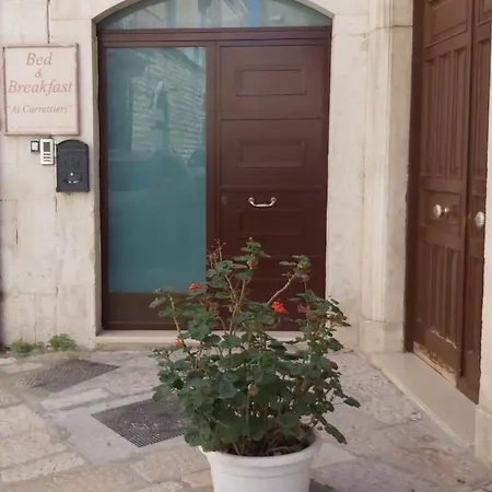 Ai Carrettieri לינה וארוחת בוקר 3*