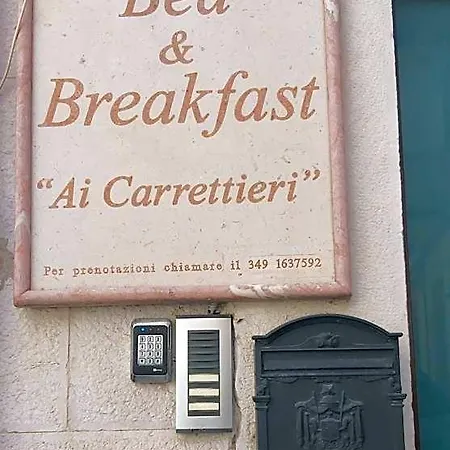 Nocleg ze śniadaniem Ai Carrettieri 3*